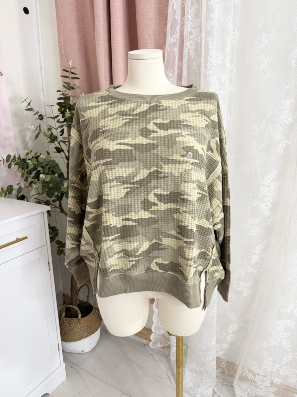 American Eagle Relaxed Camo Waffle-Knit Women's Sweater - Olive BIN#8